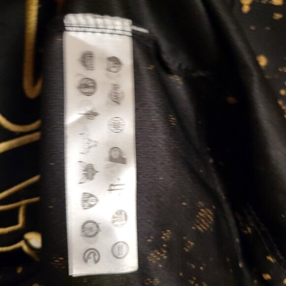 NBA Bulls Black and Gold Jersey - Picture 9 of 9